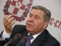 Учителям и врачам добавят зарплату